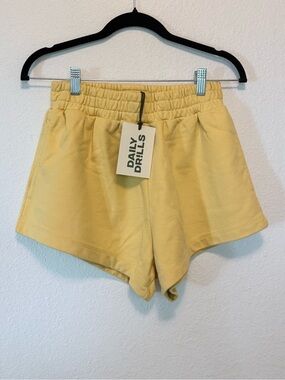 NWT Daily Drills Super Shorts Sunny ☀️ XS/S SOLD OUT